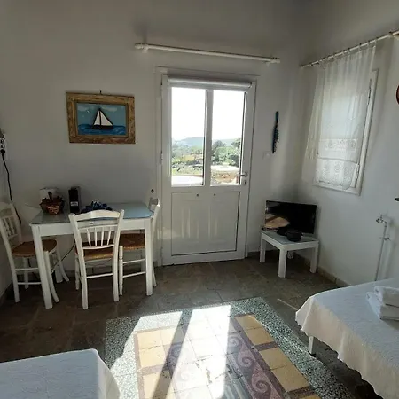 Apollon-artemis Lägenhet *