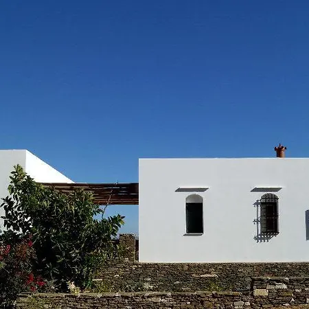 Apollon-artemis Apartment