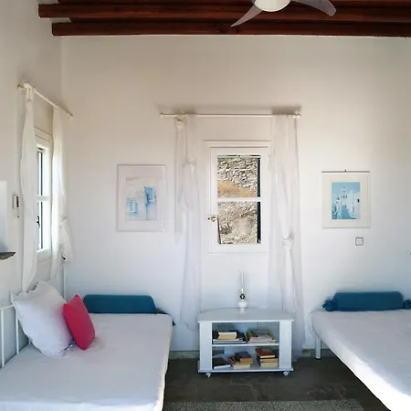 Apollon-artemis Apartment