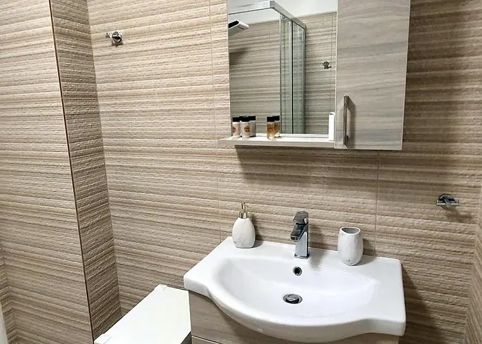 Apollon-artemis Apartmán *